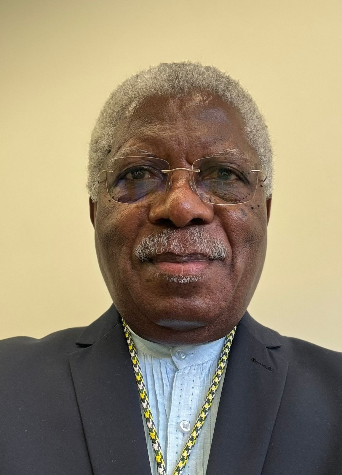 Foto de Doutor Joaquim Saweka